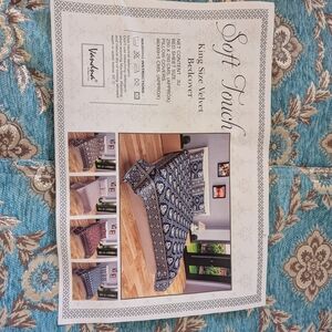 Soft Touch King Size Velvet Bedcover - Blue Floral Pattern